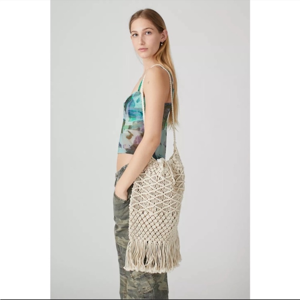 NWT Koa Fringe Shoulder Bag - Picture 3 of 8